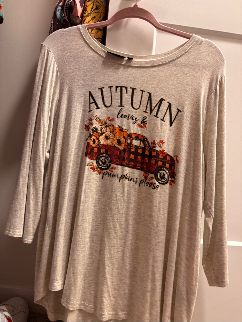 Women’s Beige Long-Sleeve Autumn Graphic Tee